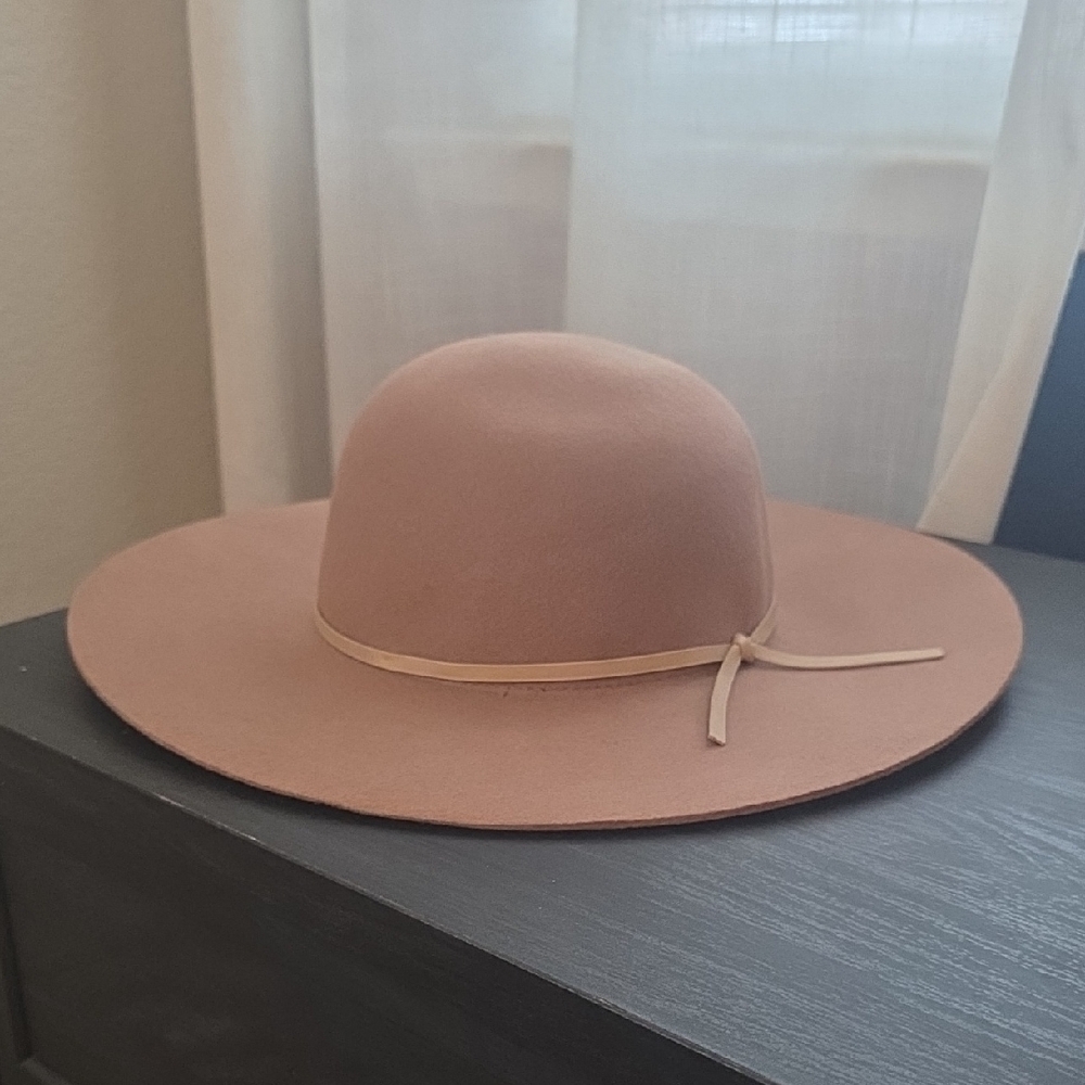 Elegant Pink Wide-Brim Hat